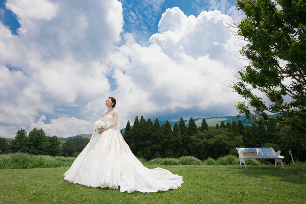 スーパーカメラマン大川さん　ファシーノ　阿蘇　結婚式前撮り　ウェディングドレス　洋装前撮り