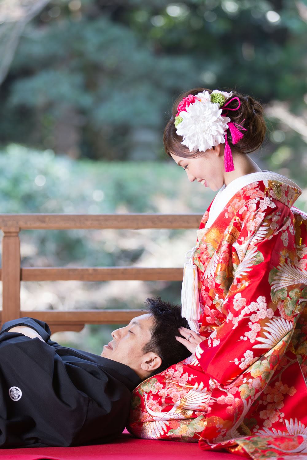 友泉亭公園 和装前撮り 色打掛 膝枕ショット ロケーション