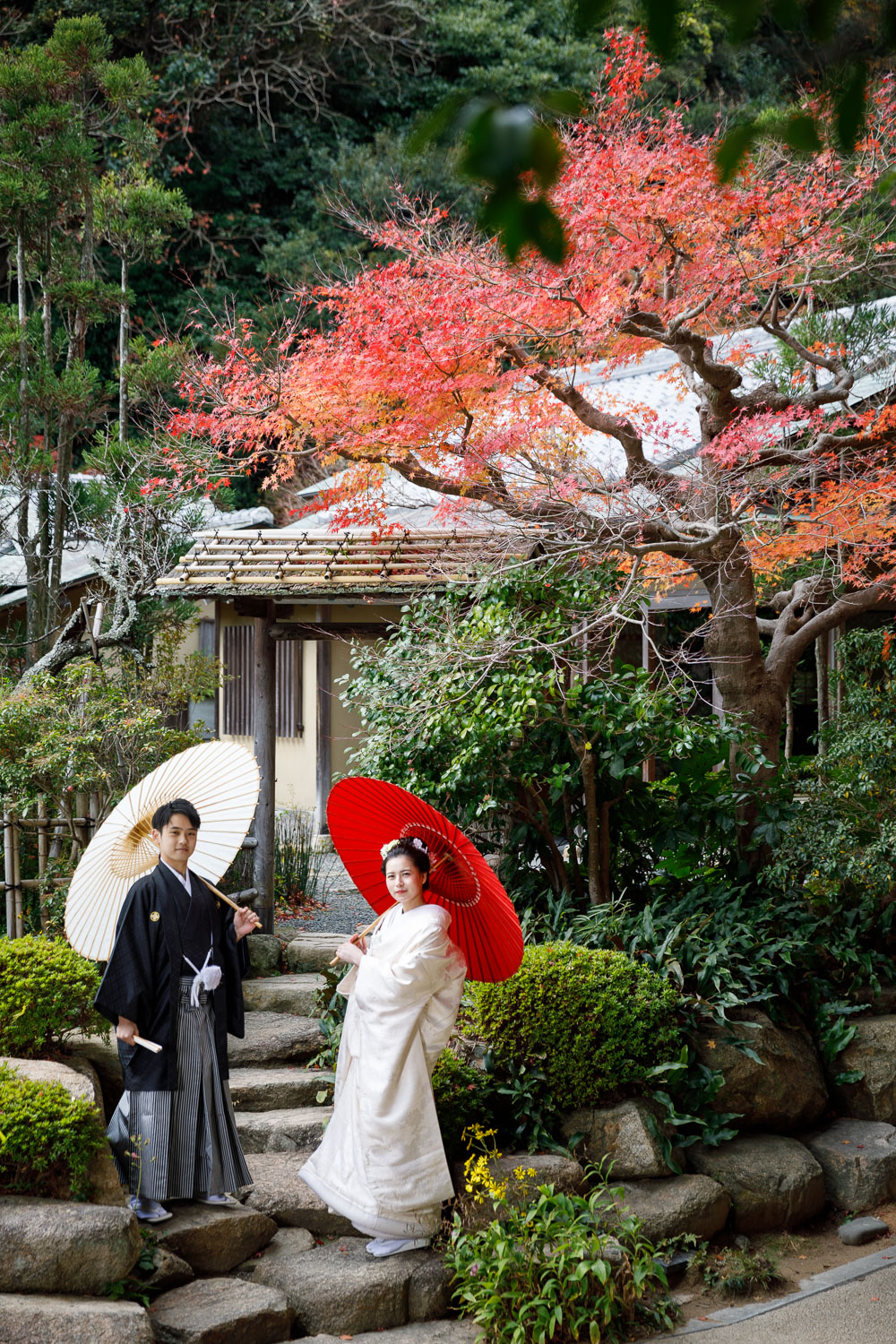 長府庭園 和装前撮り 白無垢 ロケーション撮影 日本庭園