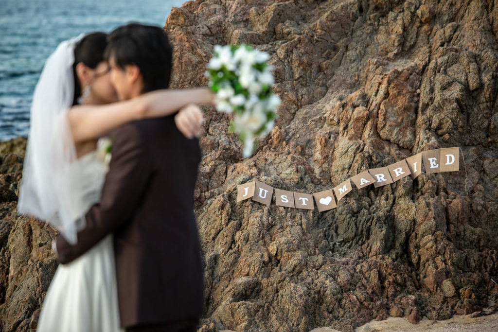 糸島 前撮り ウェディングフォト 海 ロケーション 福岡 岩場