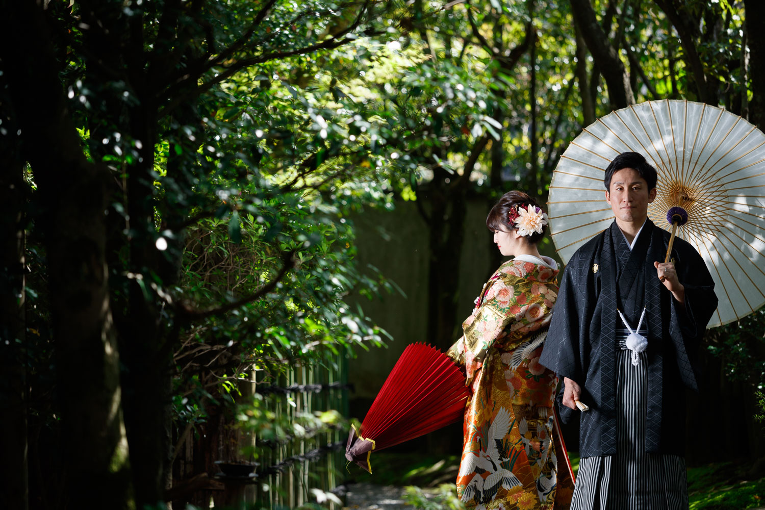 友泉亭公園 和装前撮り 色打掛 紋付袴 和傘 日本庭園ロケーション
