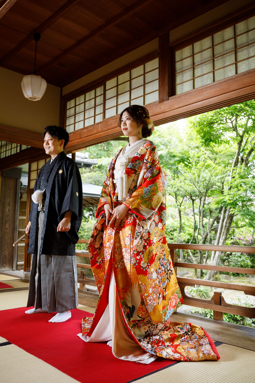 友泉亭公園での和装前撮り 和室での色打掛撮影